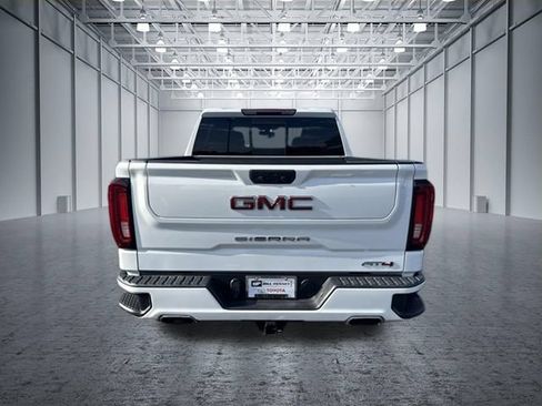 Used 2021 GMC Sierra 1500 AT4 w/ AT4 Preferred Package AWD/4WD image 4