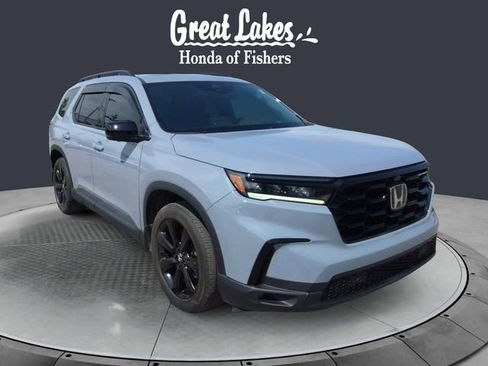 Used 2025 Honda Pilot Black Edition image 7