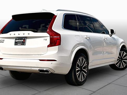 Used 2021 Volvo XC90 T5 Momentum w/ Protection Package Premier FWD image 13