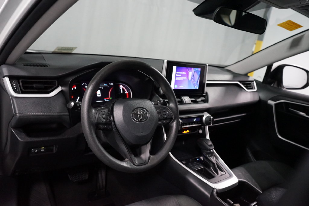 Certified 2025 Toyota RAV4 XLE FWD image 11