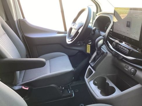 Used 2025 Ford Transit 350 XLT RWD image 19