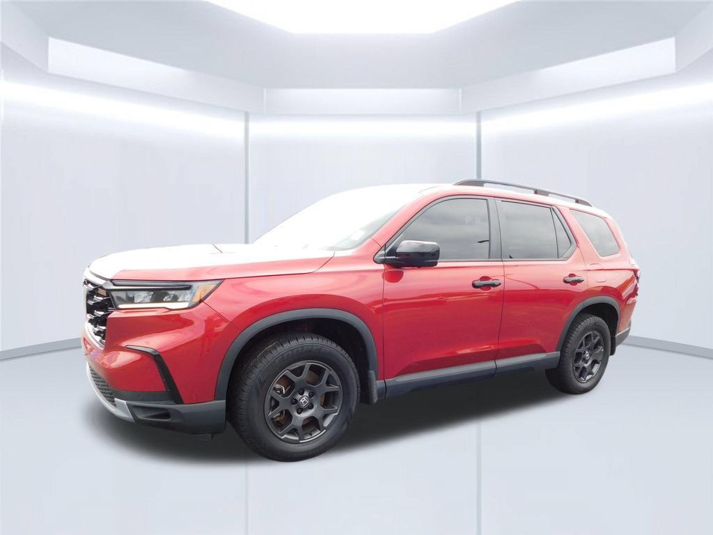Used 2023 Honda Pilot TrailSport image 7