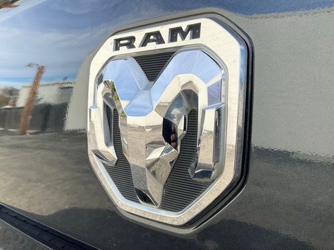 Used 2019 RAM 3500 Tradesman w/ Chrome Appearance Group image 23