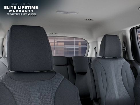 New 2027 Kia Carnival LX FWD image 28