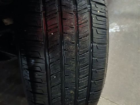 Used 2011 Chevrolet Colorado LT w/ Power Convenience Package image 24