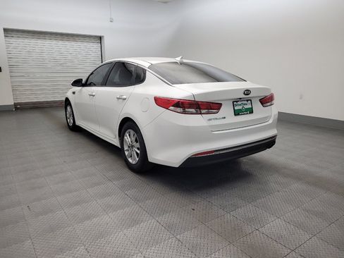 Used 2016 Kia Optima LX FWD image 5