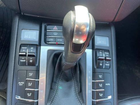 Used 2015 Porsche Macan S image 38