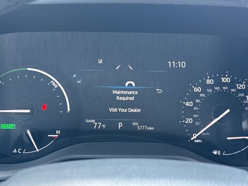 Certified 2025 Toyota Sienna XLE image 33