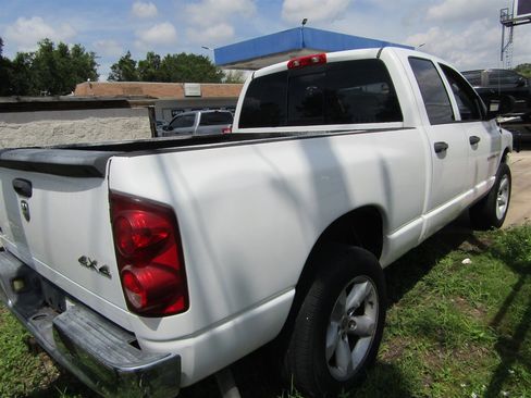 Used 2007 Dodge Ram 1500 Truck SLT image 4