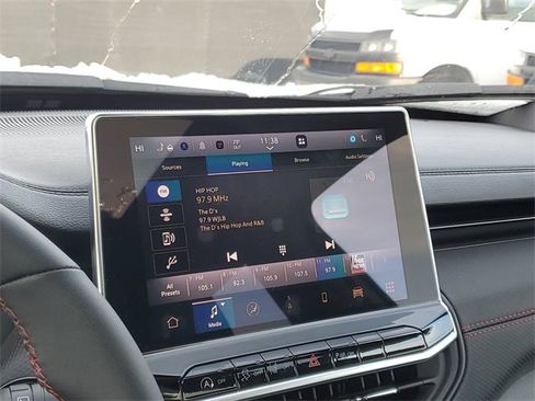 Used 2024 Jeep Compass Trailhawk w/ Trailhawk Elite Group image 13