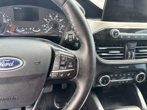 Used 2022 Ford Escape SEL AWD/4WD image 17
