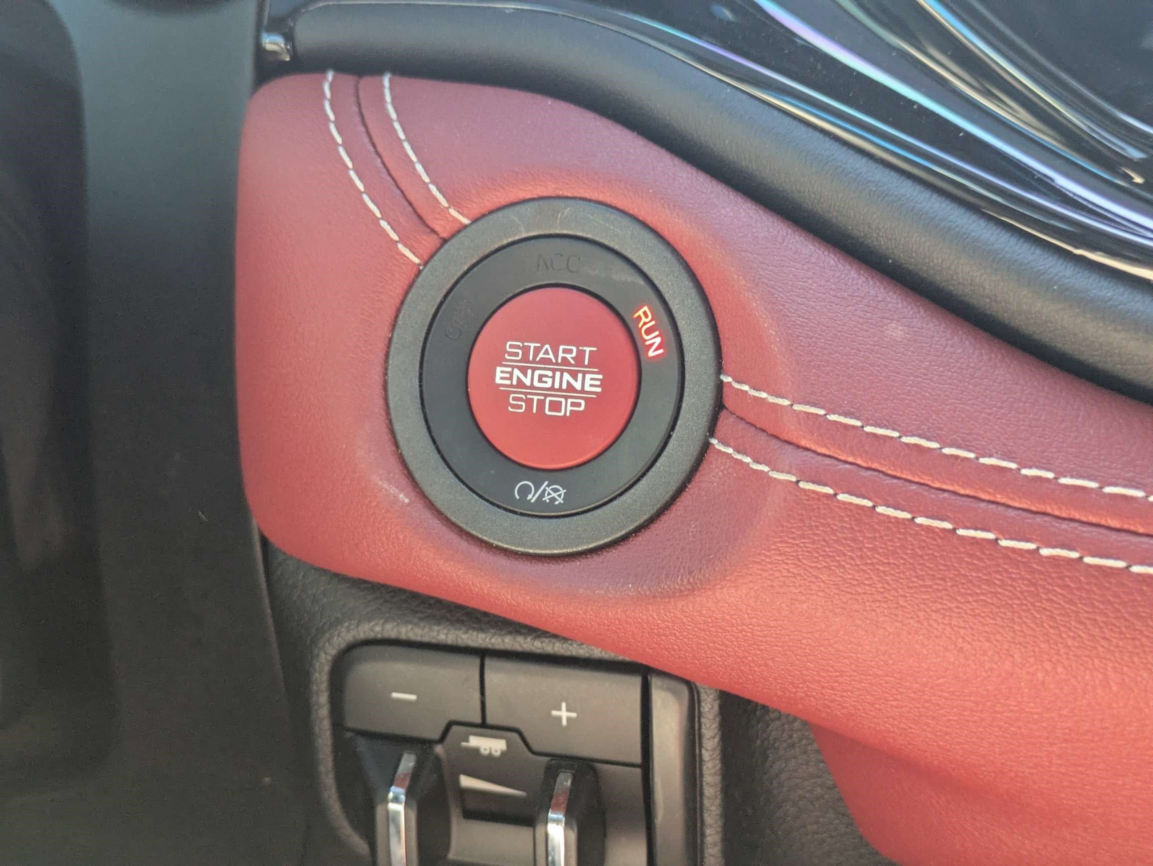 Used 2024 Dodge Durango SRT Hellcat AWD/4WD image 36