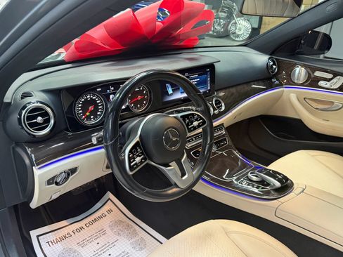 Used 2019 Mercedes-Benz E 300 image 38