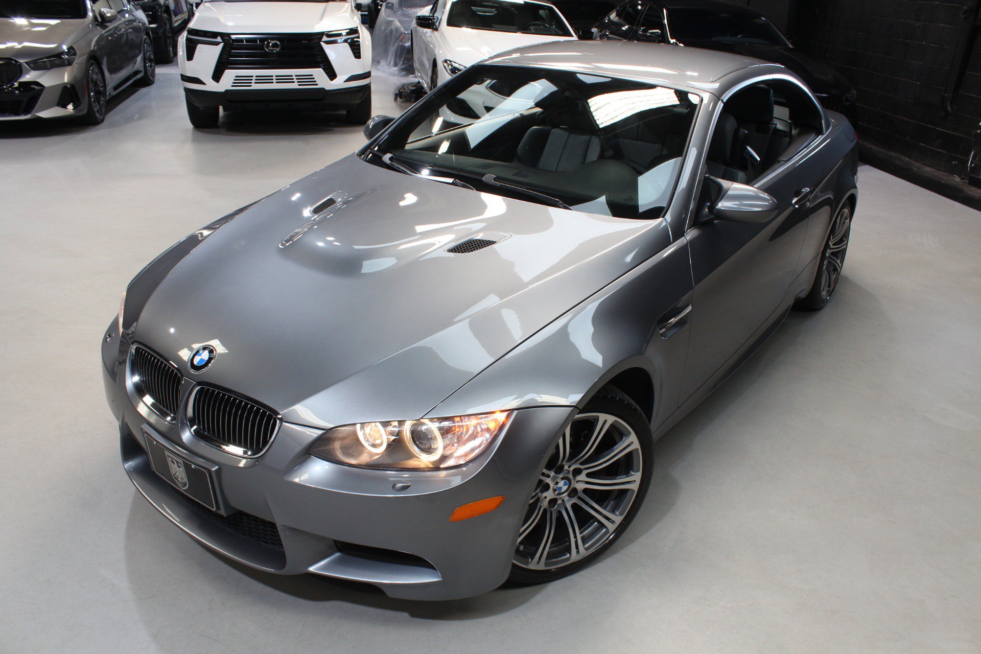 Used 2008 BMW M3 Convertible w/ Premium Pkg RWD image 7