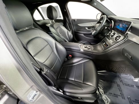 Used 2019 Mercedes-Benz C 300 4MATIC image 26