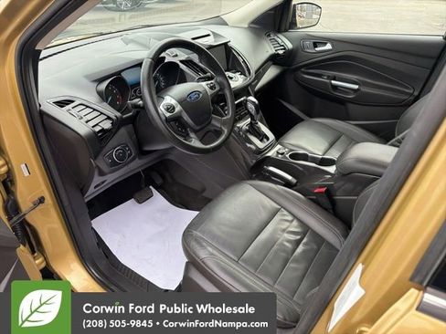 Used 2015 Ford Escape Titanium w/ Canadian Touring Package AWD/4WD image 12