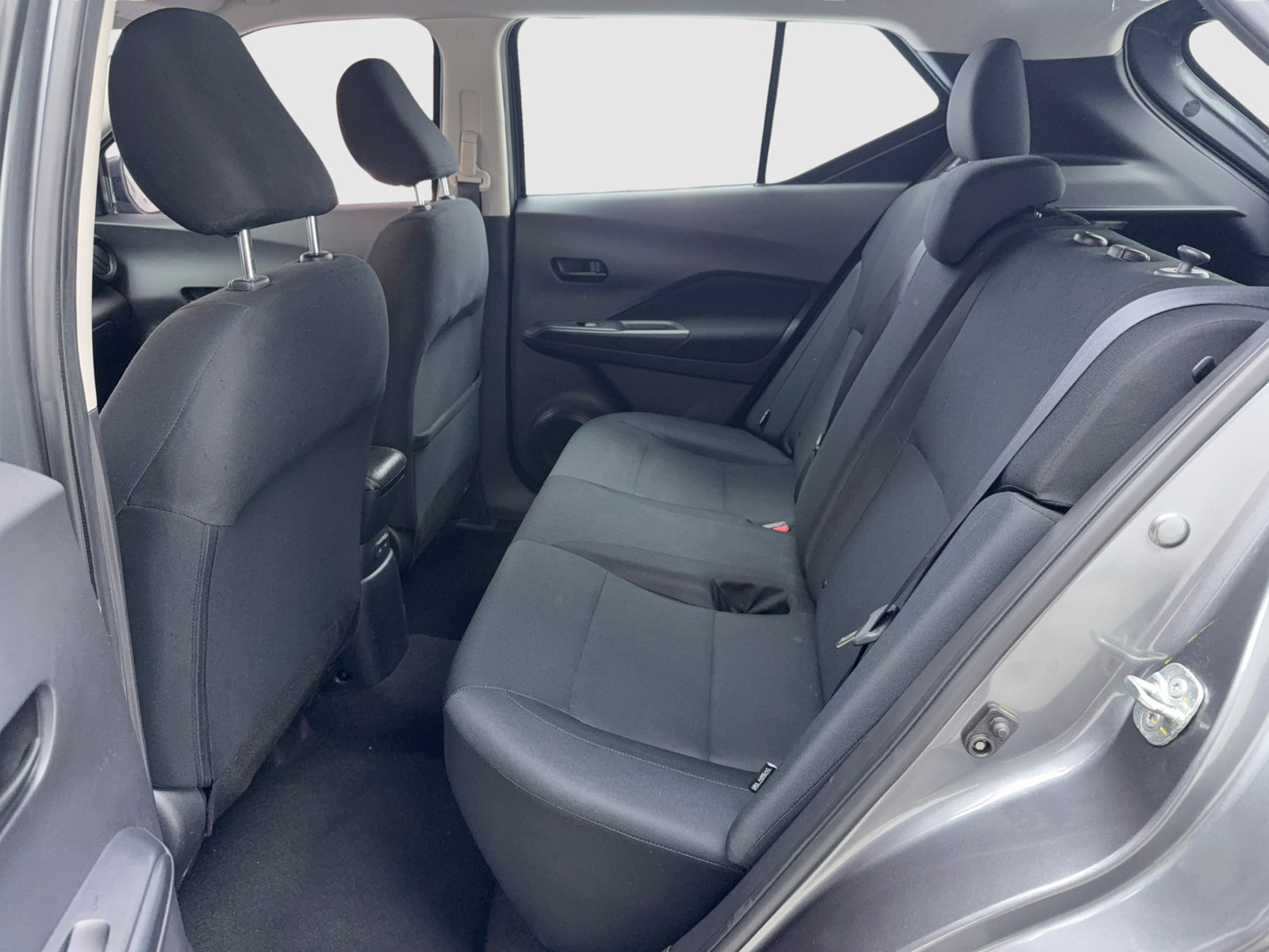 Used 2023 Nissan Kicks S FWD image 37