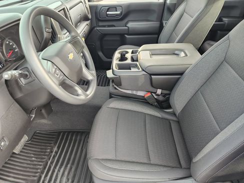 New 2026 Chevrolet Silverado 2500 Custom w/ Custom Convenience Package image 9