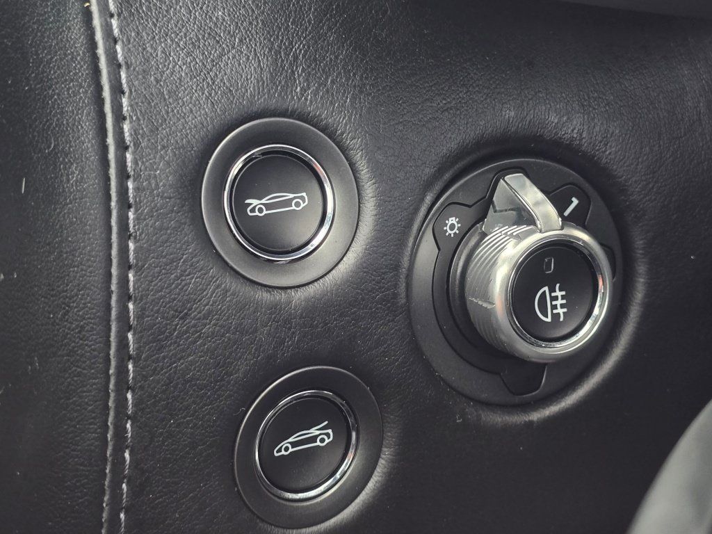 Used 2022 McLaren GT RWD image 33