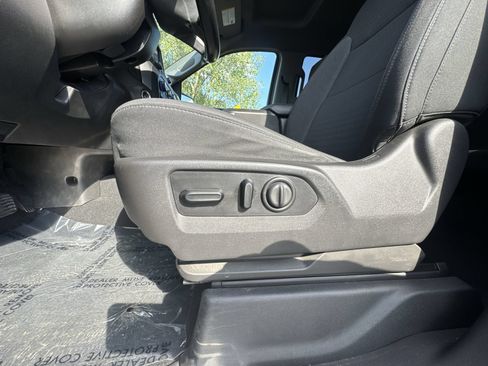 Used 2021 Chevrolet Silverado 1500 RST AWD/4WD image 12