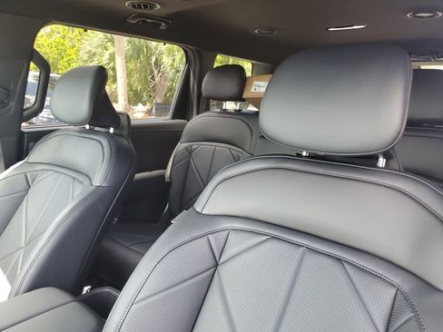 New 2027 Kia Telluride EX image 13