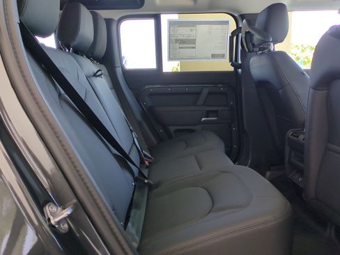 New 2025 Land Rover Defender 110 S image 24