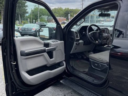 Used 2016 Ford F150 XLT w/ Equipment Group 301A Mid AWD/4WD image 14