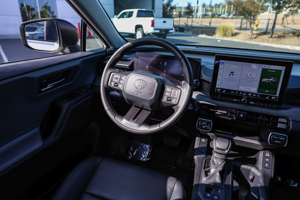 Certified 2026 Toyota RAV4 XLE Premium AWD/4WD image 5