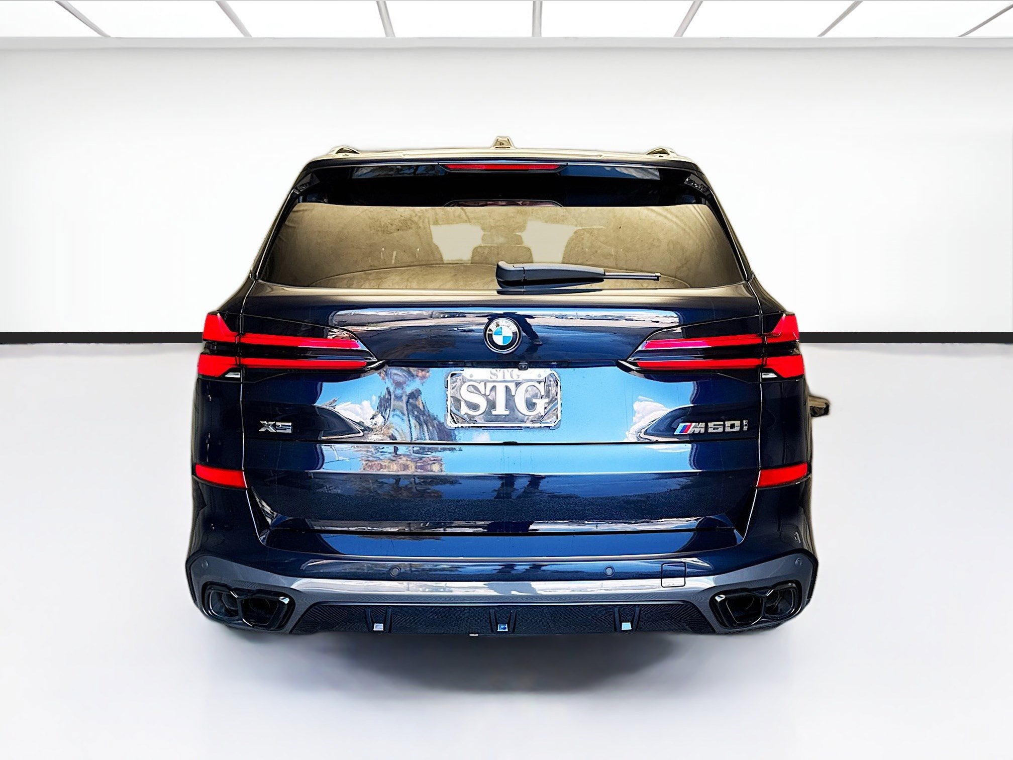 Used 2024 BMW X5 M60i w/ Executive Package AWD/4WD image 5