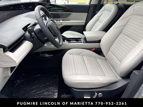 New 2026 Lincoln Nautilus Reserve w/ Jet Appearance Package image 9