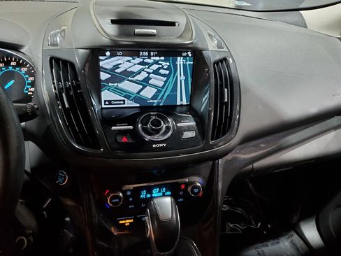 Used 2016 Ford Escape Titanium FWD image 25