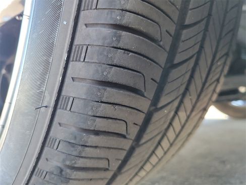 Certified 2024 Nissan Sentra SV image 28