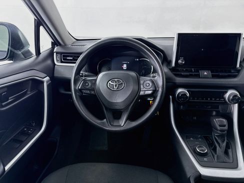 Certified 2023 Toyota RAV4 LE AWD/4WD image 20
