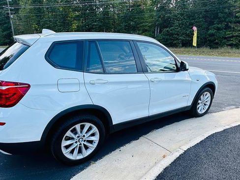 Used 2017 BMW X3 sDrive28i image 8
