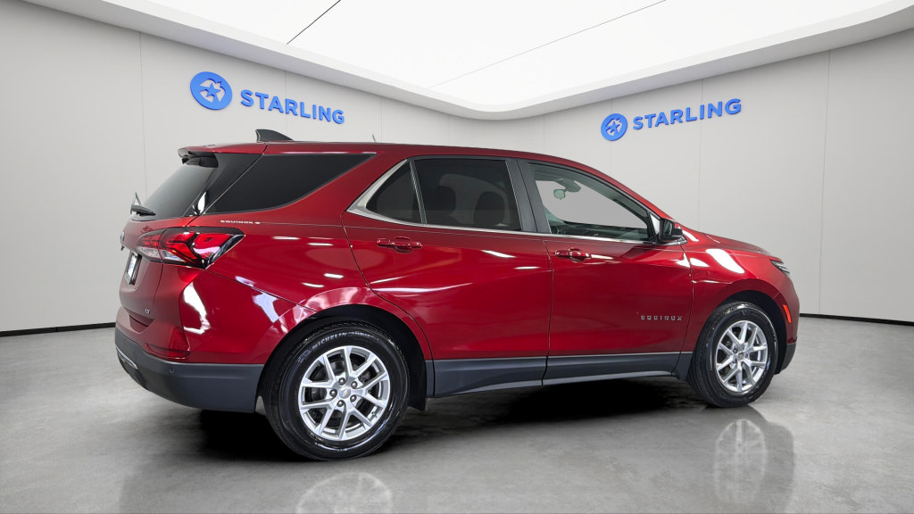 Certified 2024 Chevrolet Equinox LT FWD image 11