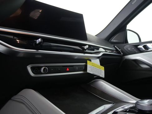 New 2026 BMW X6 xDrive40i w/ Executive Package image 21
