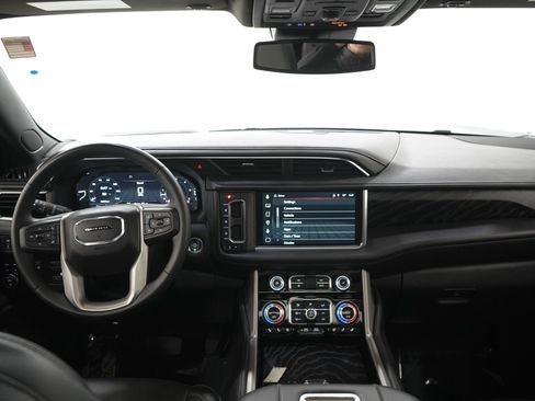 Used 2023 GMC Yukon XL Denali w/ Max Trailering Package AWD/4WD image 19