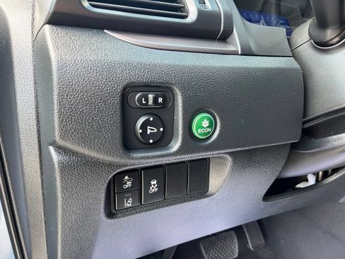 Used 2022 Honda Pilot Special Edition image 8