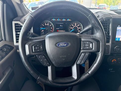 Used 2017 Ford F150 XLT w/ Equipment Group 302A Luxury AWD/4WD image 15