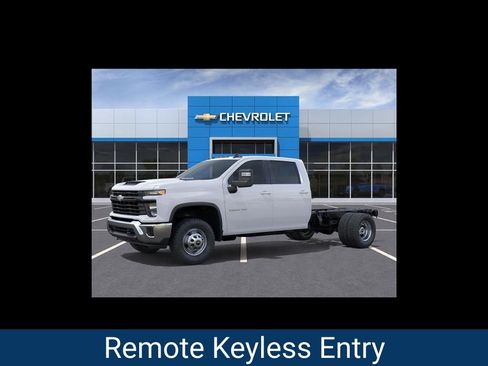 New 2026 Chevrolet Silverado 3500 W/T image 2