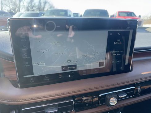 Certified 2023 Lincoln Nautilus Reserve w/ Equipment Group 201A image 10