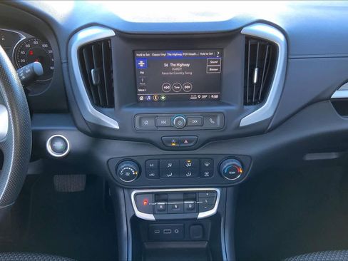 Certified 2023 GMC Terrain SLE image 6