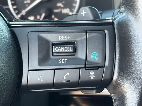 Used 2022 Nissan Pathfinder SV FWD image 21