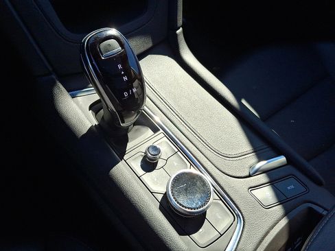 Used 2024 Cadillac XT5 Premium Luxury w/ Technology Package image 15