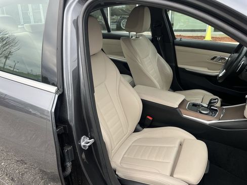 Used 2021 BMW 330i Sedan w/ Premium Package image 36