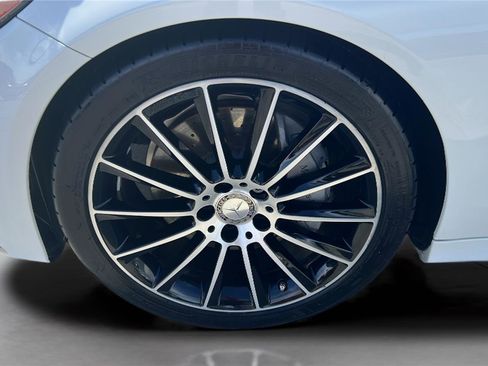 Used 2015 Mercedes-Benz C 300 Sport image 16