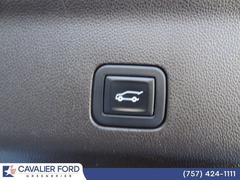 Used 2023 Chevrolet Tahoe LT image 15