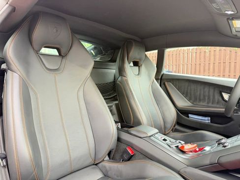 Used 2019 Lamborghini Huracan LP 580-2 RWD image 22