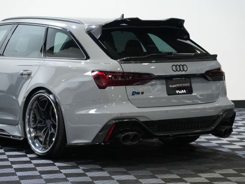 Used 2021 Audi RS 6 AVANT WAGON 4D image 19
