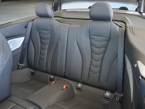 Used 2026 BMW 840i Convertible w/ Comfort Seating Package RWD image 22